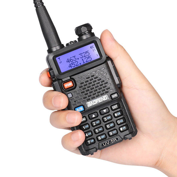 Baofeng UV-5R front view with screen